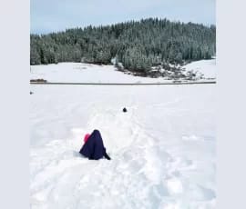 Can’t let all that gorgeous snow go to waste! Let’s take the children sledding!