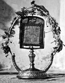 brown scapular worn by St. Alphonsus