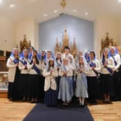 Fr. Benedict Hughes, Sr. Mary Imelda and Sr. Mary Genevieve pose with Sodalists at Mary Immaculate Queen (Rathdrum, Idaho) after their reception ceremony.